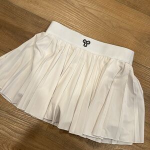 Aritzia TnAction tennis skirt